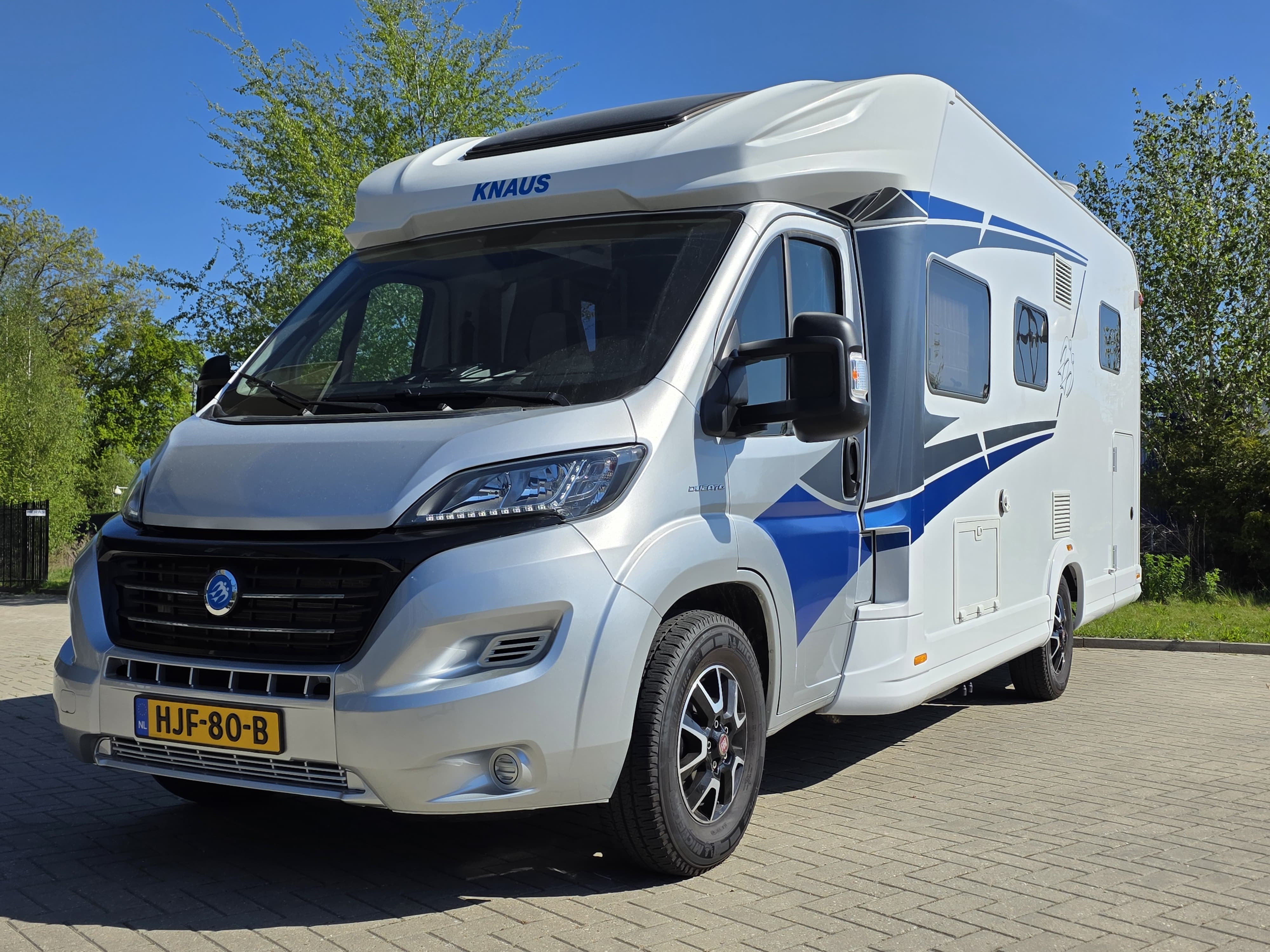 Knaus Live Wave 700 MEG Automaat, 165PK 2019, Hefbed en Enkele bedden