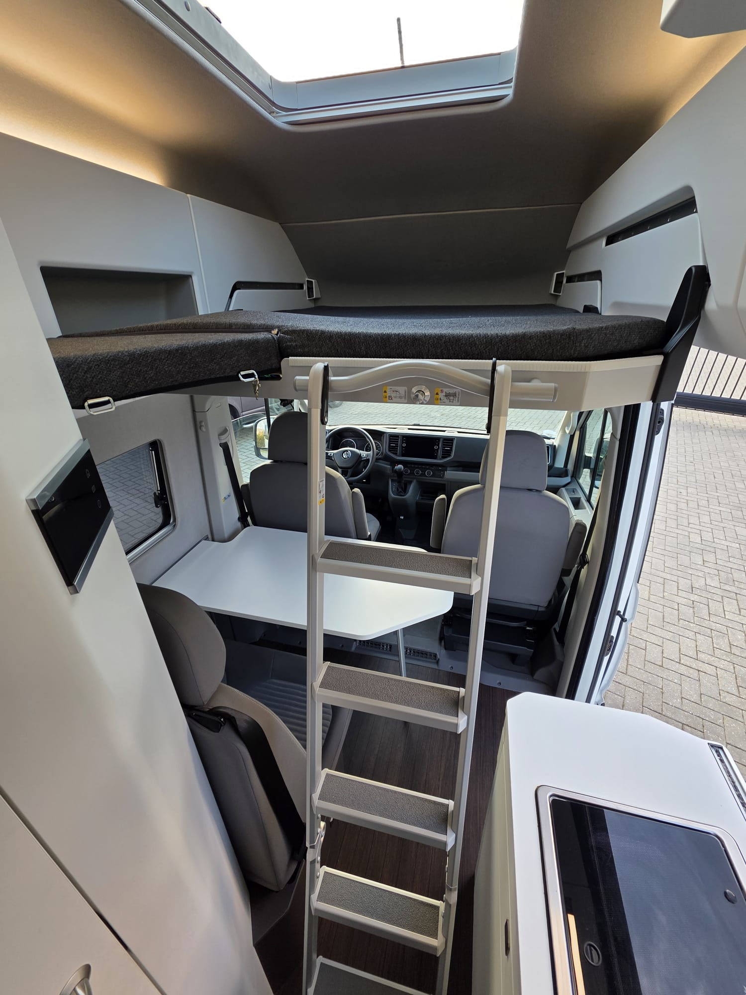 Volkswagen Grand California Automaat, 2022 180PK Full Option