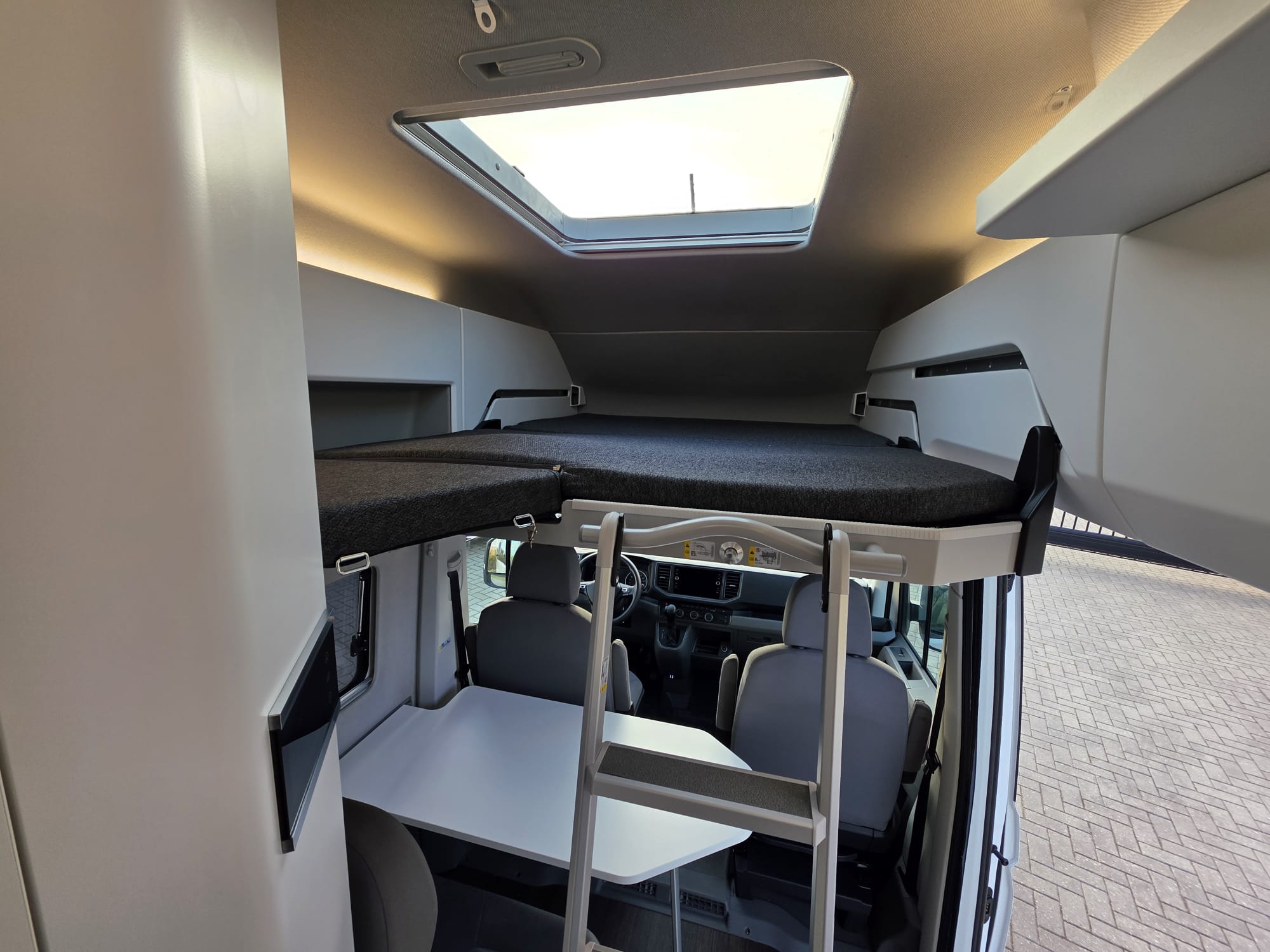 Volkswagen Grand California Automaat, 2022 180PK Full Option