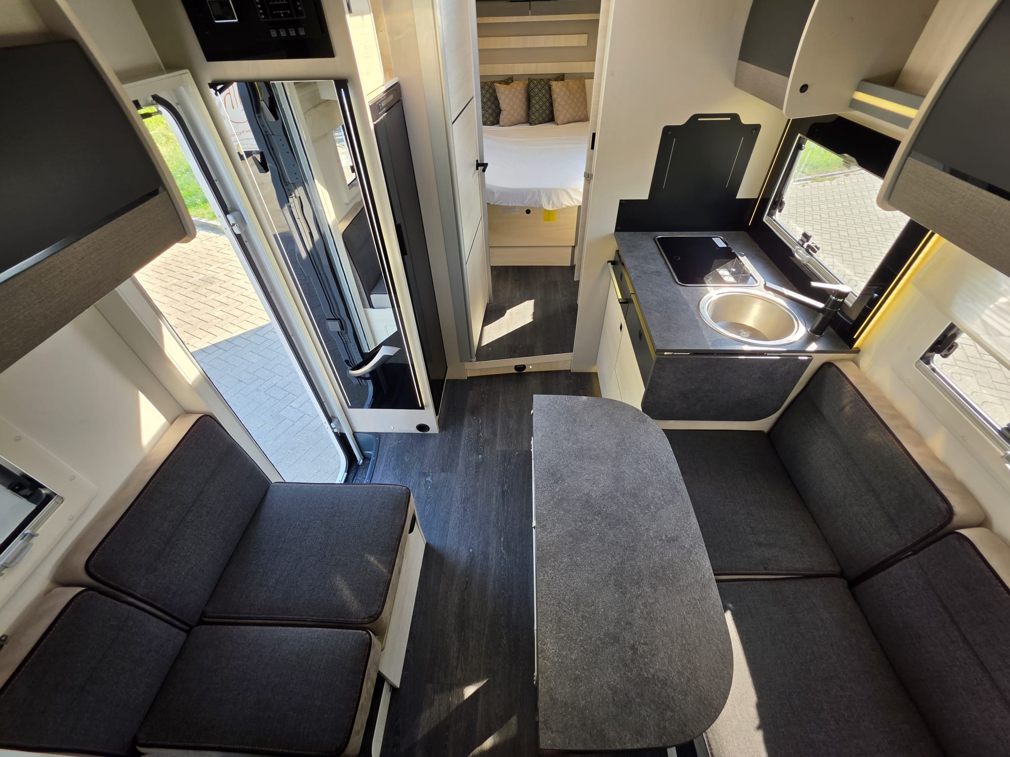 Chausson 788 Titanium Ultimate 170PK Automaat Face to Face
