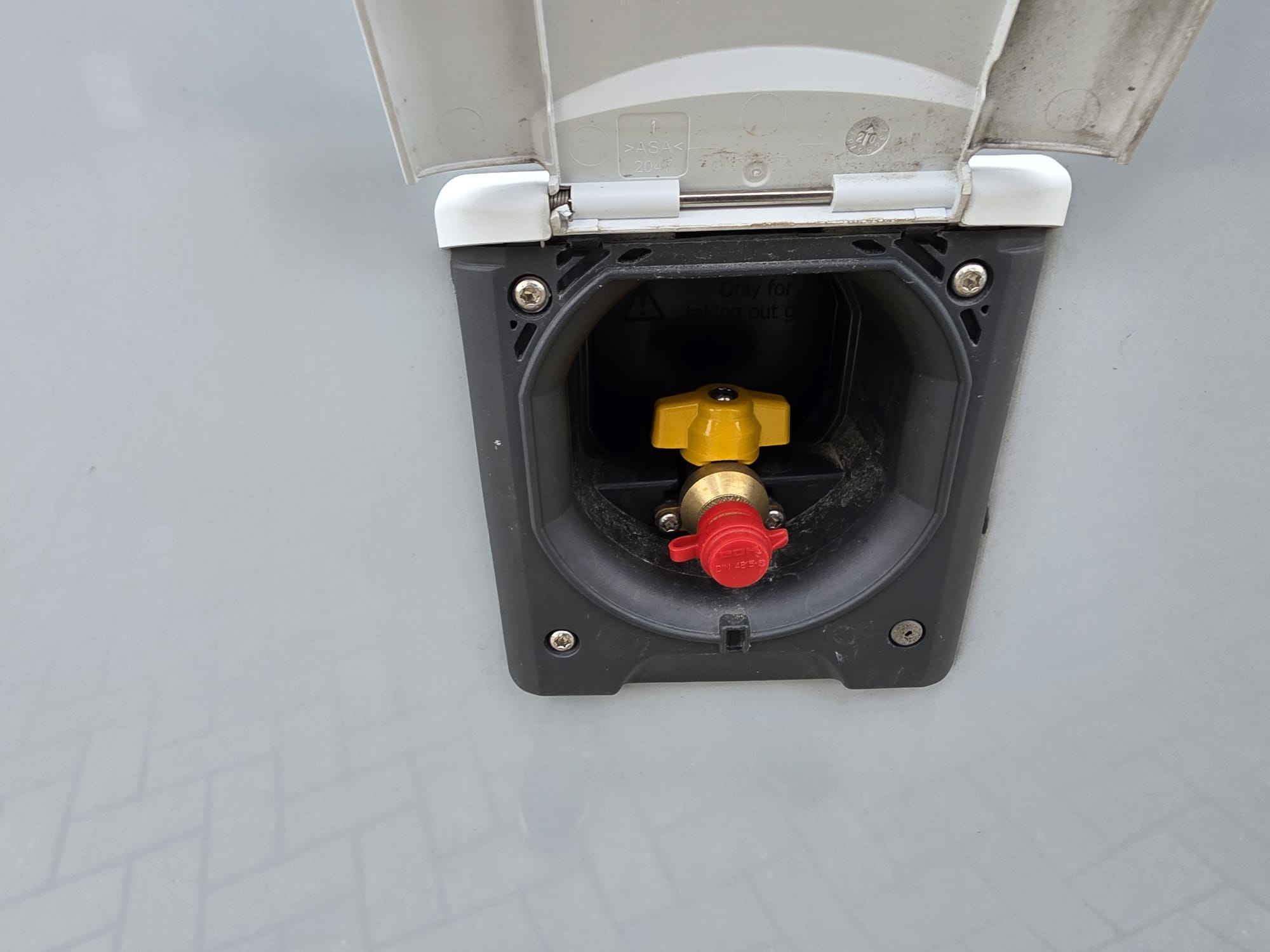 Knaus VAN TI 650 MEG Platinum Selection, 140 PK 2022 Enkele bedden